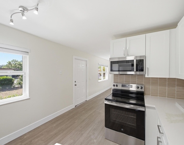349 Wickline Boulevard - Photo Thumbnail 12
