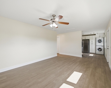 349 Wickline Boulevard - Photo Thumbnail 7