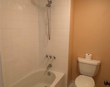 310 Racquet Club Road - Photo Thumbnail 10