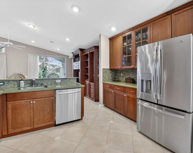 5256 Glenville Drive - Photo Thumbnail 26