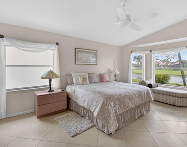 5256 Glenville Drive - Photo Thumbnail 28