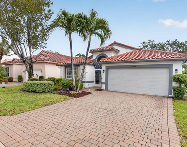 5256 Glenville Drive - Photo Thumbnail 2