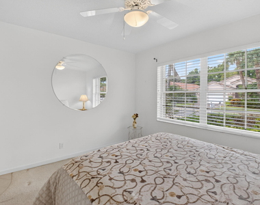 5256 Glenville Drive - Photo Thumbnail 39
