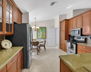 5256 Glenville Drive - Photo Thumbnail 23