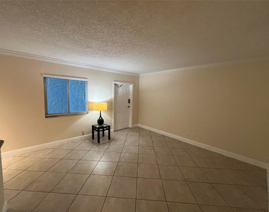 1460 Ne 18th Street - Photo Thumbnail 12