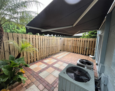 1460 Ne 18th Street - Photo Thumbnail 18