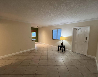 1460 Ne 18th Street - Photo Thumbnail 11