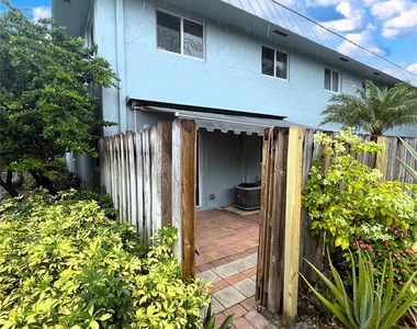 1460 Ne 18th Street - Photo Thumbnail 28