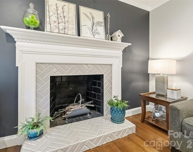 4231 Firethorne Road - Photo Thumbnail 5