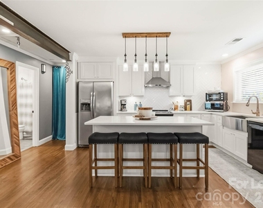 4231 Firethorne Road - Photo Thumbnail 7
