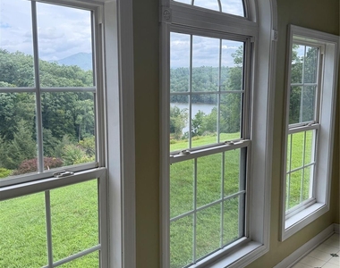 113 Lakeside Drive - Photo Thumbnail 12