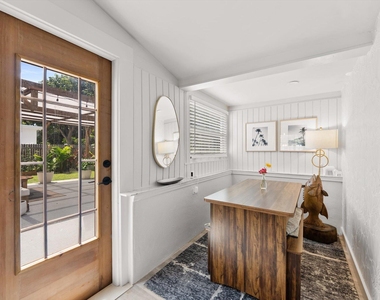 350 Forest Hill Boulevard - Photo Thumbnail 31