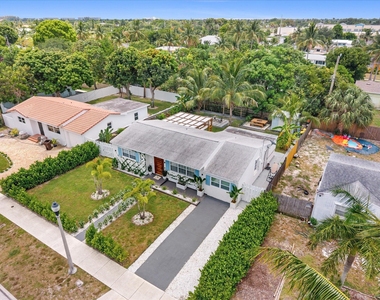 350 Forest Hill Boulevard - Photo Thumbnail 32
