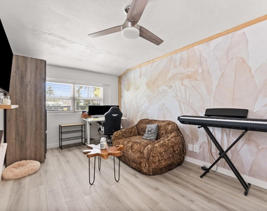 350 Forest Hill Boulevard - Photo Thumbnail 17