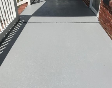 1077 Henderson Street - Photo Thumbnail 24