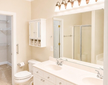 785 Magnolia Avenue - Photo Thumbnail 9