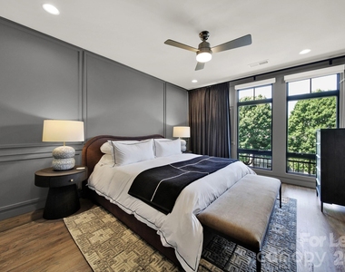 428 E 33rd Street - Photo Thumbnail 20