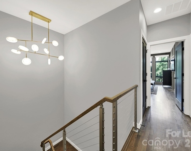 428 E 33rd Street - Photo Thumbnail 18