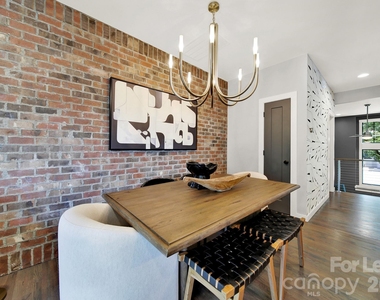 428 E 33rd Street - Photo Thumbnail 10