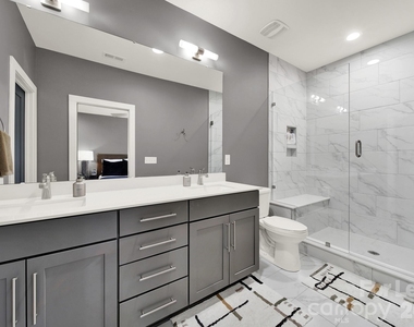 428 E 33rd Street - Photo Thumbnail 28