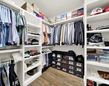 428 E 33rd Street - Photo Thumbnail 25