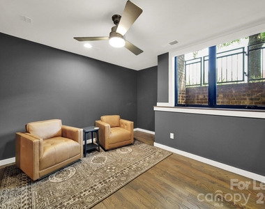 428 E 33rd Street - Photo Thumbnail 30
