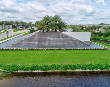 17358 Santaluce Manor - Photo Thumbnail 55