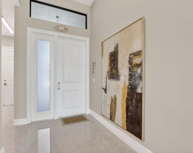 17358 Santaluce Manor - Photo Thumbnail 4