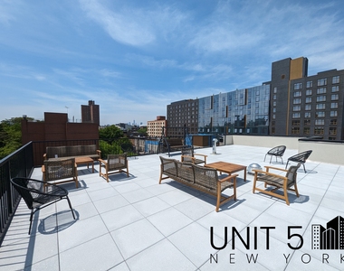 388 Vernon Avenue - Photo Thumbnail 15