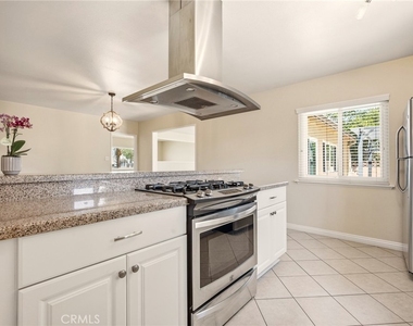 1225 W Glenmere - Photo Thumbnail 20