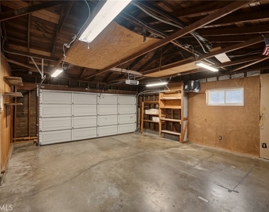 1225 W Glenmere - Photo Thumbnail 27