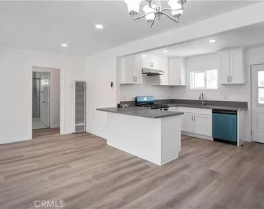 4249 Filhurst - Photo Thumbnail 4