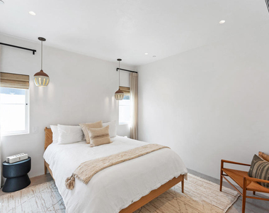 1361 Greenock Lane - Photo Thumbnail 16
