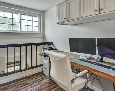 508 Village Road - Photo Thumbnail 17