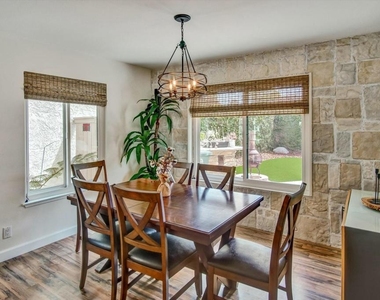 508 Village Road - Photo Thumbnail 6
