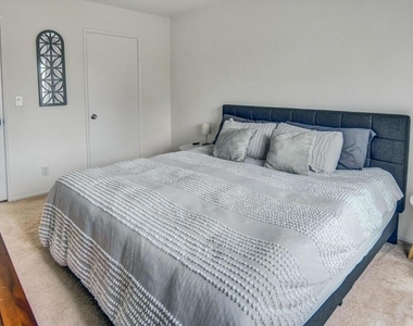508 Village Road - Photo Thumbnail 20