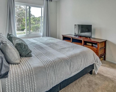 508 Village Road - Photo Thumbnail 21