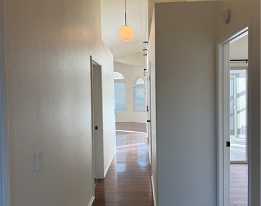 11682 Mount Baker Court - Photo Thumbnail 15