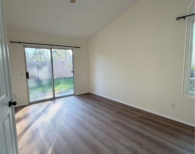 11682 Mount Baker Court - Photo Thumbnail 9