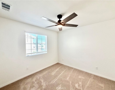 36980 Camino Springs Avenue - Photo Thumbnail 27