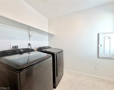 36980 Camino Springs Avenue - Photo Thumbnail 22