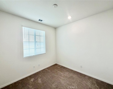 36980 Camino Springs Avenue - Photo Thumbnail 9