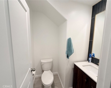 29502 Marx Way - Photo Thumbnail 15