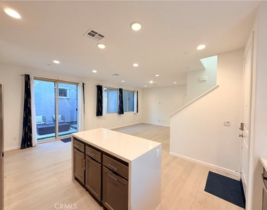 29502 Marx Way - Photo Thumbnail 24