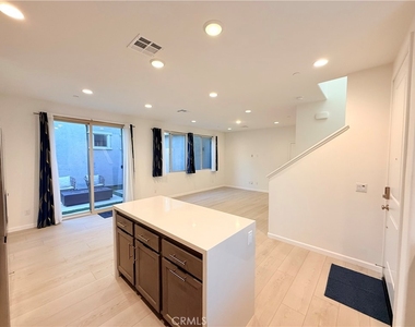 29502 Marx Way - Photo Thumbnail 22