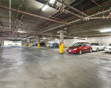 19350 Sherman Way - Photo Thumbnail 19