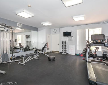 19350 Sherman Way - Photo Thumbnail 21