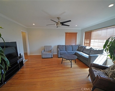 13719 S San Pedro - Photo Thumbnail 2