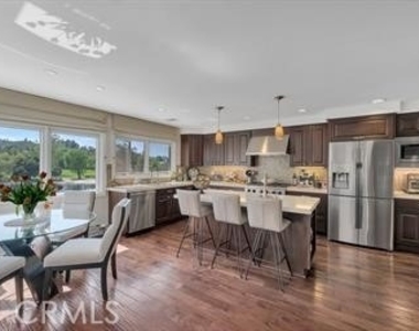 4645 Park Mirasol - Photo Thumbnail 10