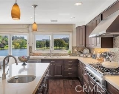 4645 Park Mirasol - Photo Thumbnail 6
